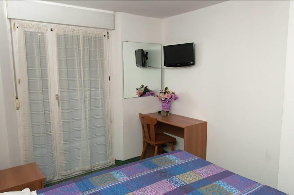 Hotel Dolomiti Levico Terme Ngoại thất bức ảnh