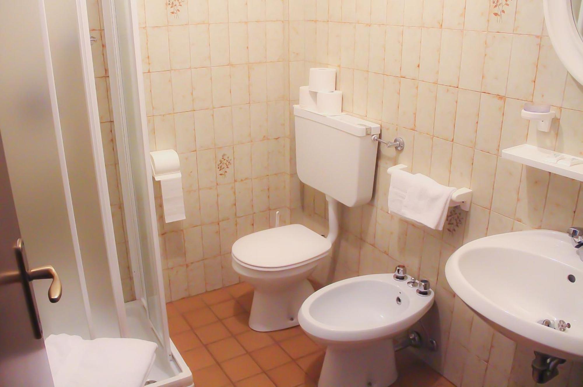 Hotel Dolomiti Levico Terme Ngoại thất bức ảnh