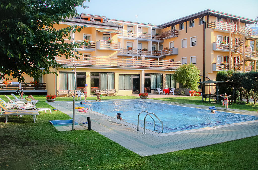 Hotel Dolomiti Levico Terme Ngoại thất bức ảnh