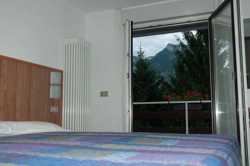 Hotel Dolomiti Levico Terme Ngoại thất bức ảnh